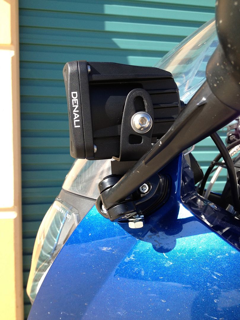 F800ST Auxiliary Lights Mirror Mount BMW F800 Riders Forum & Registry